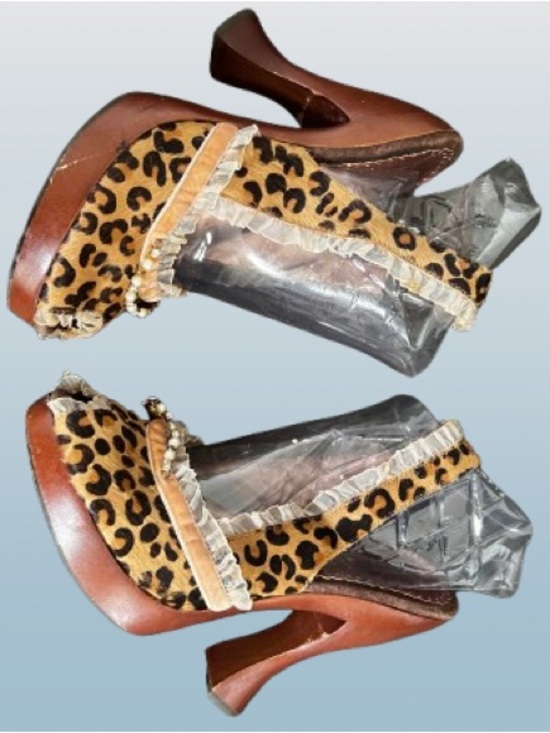 Chinese Laundry Shoes - Chinese Laundry Rhonda Y2K Size 6